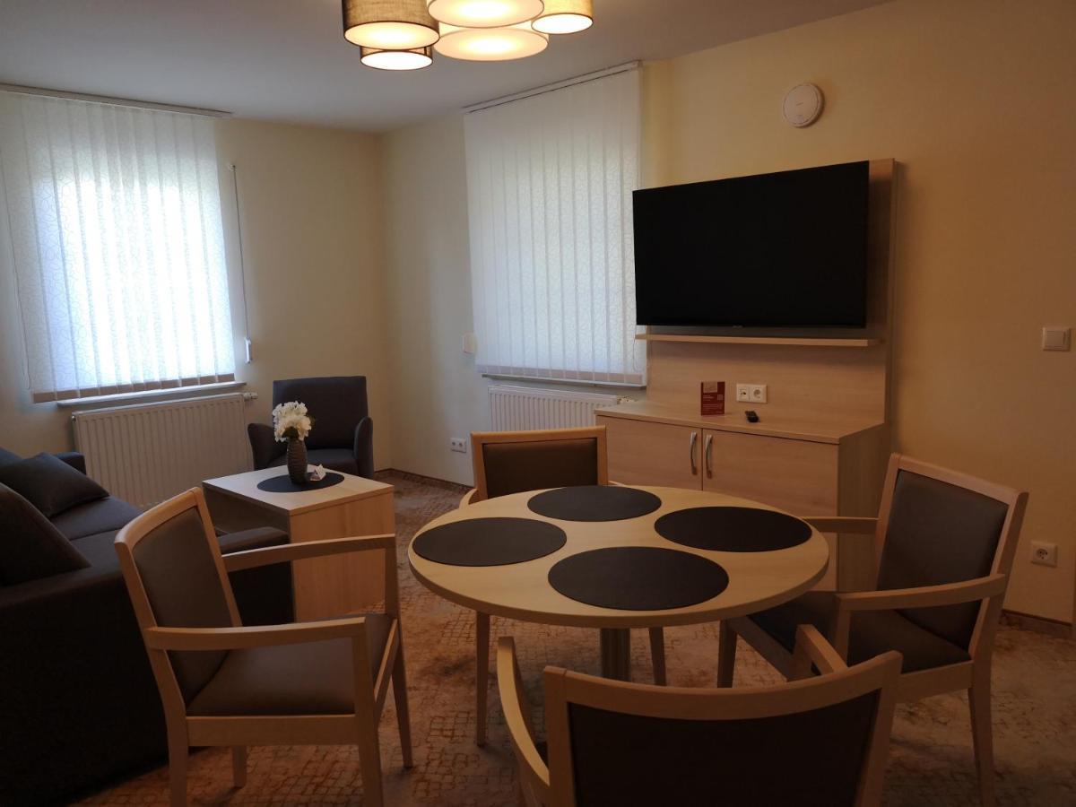 Schlechters Feriendomizil Apartment Зиновиц Екстериор снимка